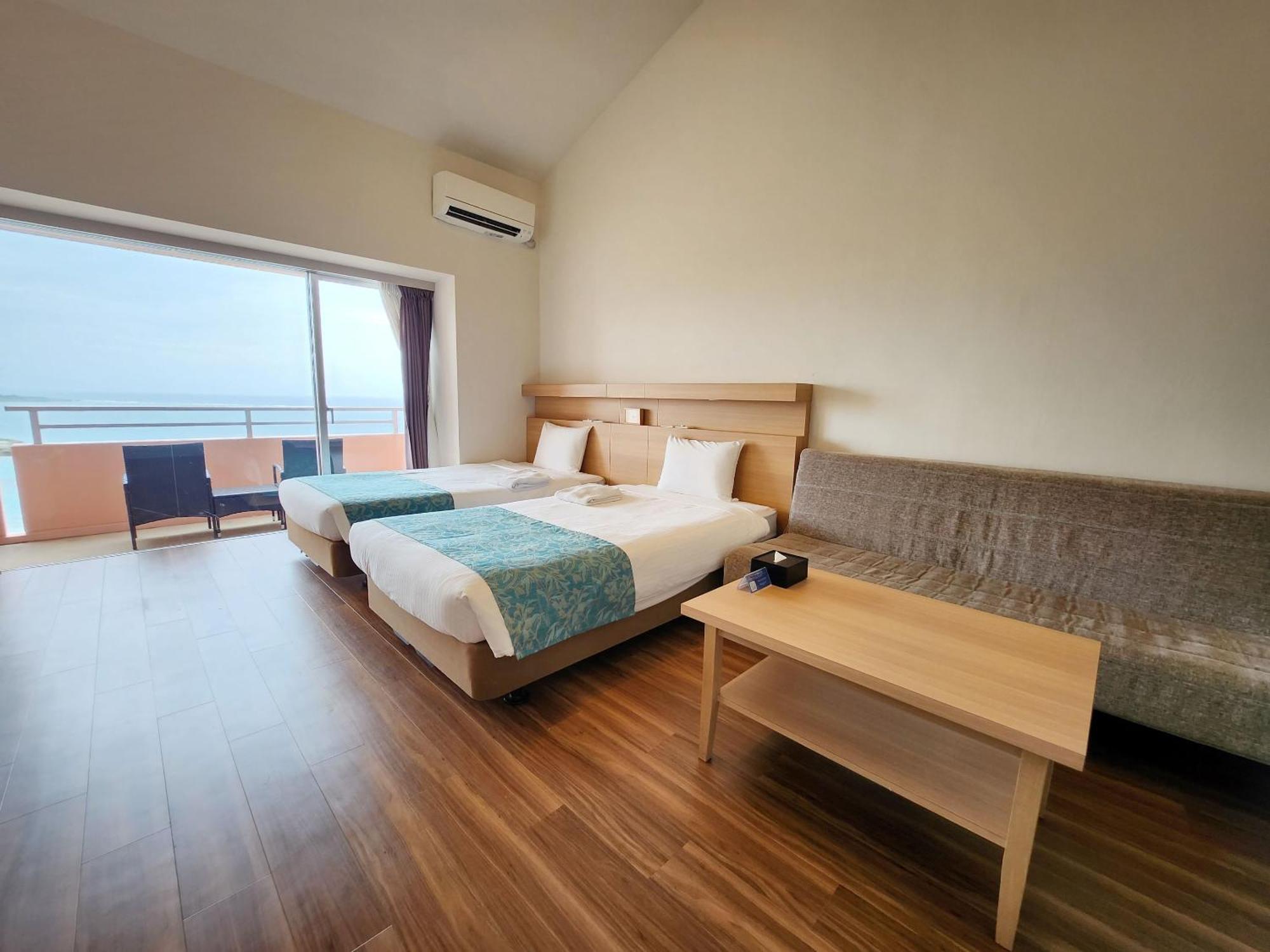 Wellness Villa Brisa Miyakojima  Exterior photo